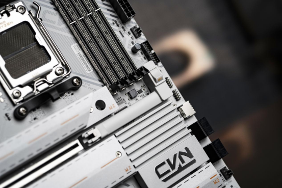 显卡易拆七彩虹CVN X870 ARK电19体育注册竞主板即将开售(图3)