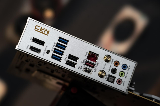 显卡易拆七彩虹CVN X870 ARK电19体育注册竞主板即将开售(图4)