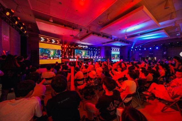 19体育平台“AORUS勇争先决胜毫秒间”—— 技嘉AORUS护航高校学子巅峰对决(图7)