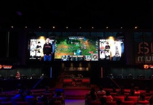 19体育下载电竞赛事回顾：战术博弈与团队精神的完美结合(图1)