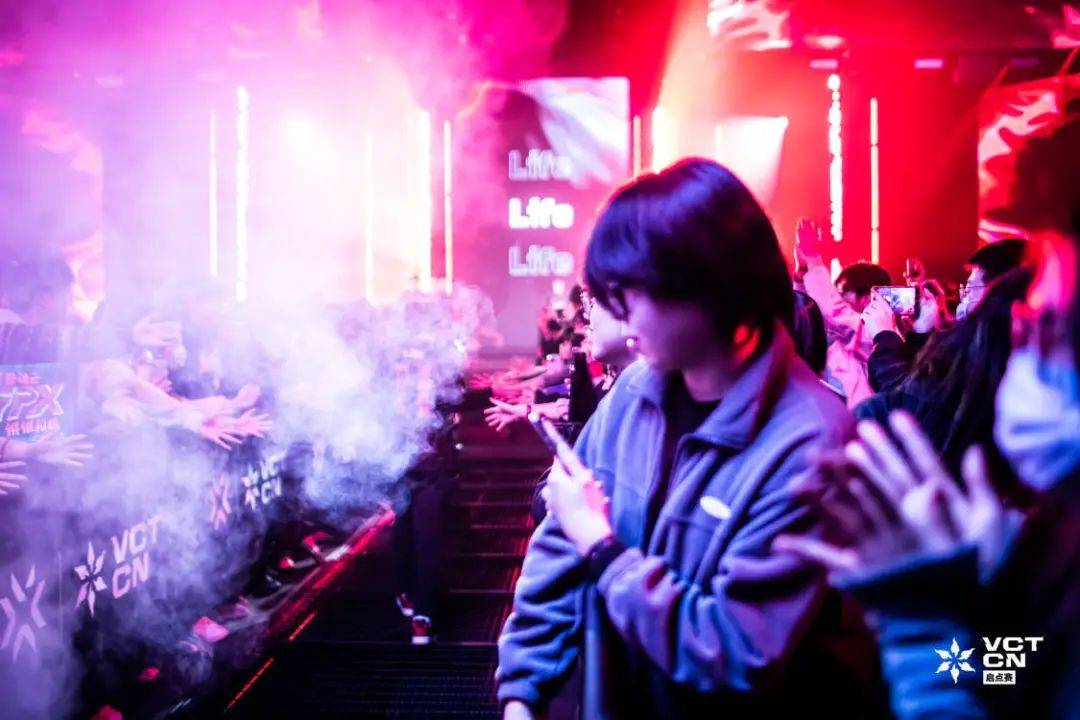 19体育漫评 瓦电竞这么火了吗？(图6)